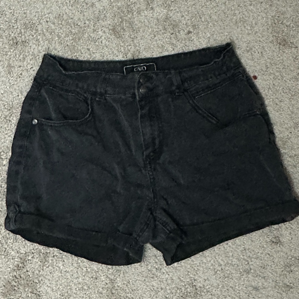 women’s 12 black denim shorts